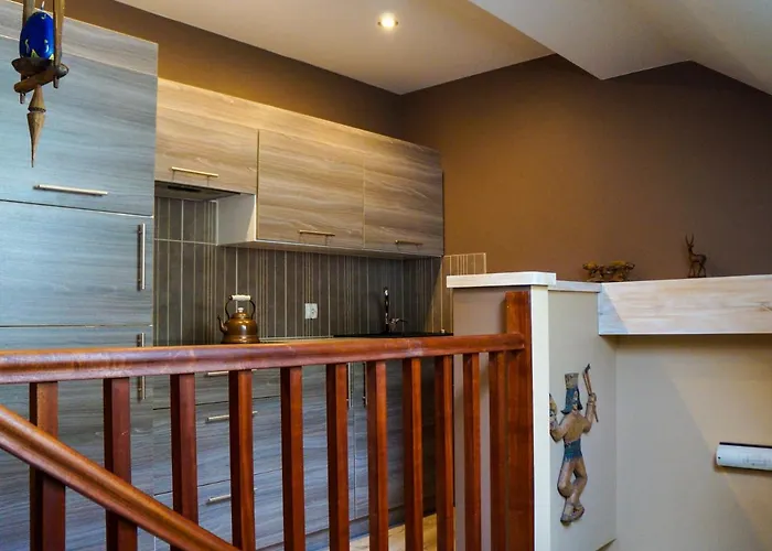 Pod Bukami Homestay *